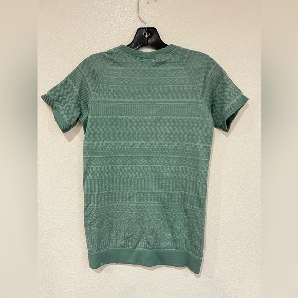 Lululemon Rest Less Short Sleeve Frosted Pine Women’s Size 6 - Picture 6 of 7